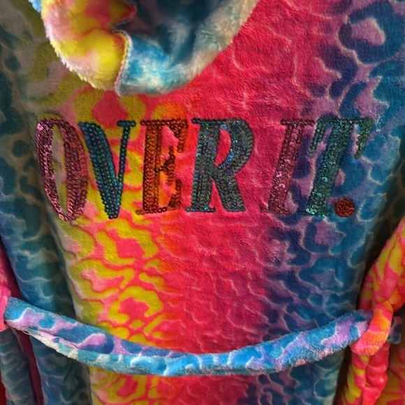 NWT em & alfie robe with hood and pockets “OVER IT.” - Picture 8 of 10